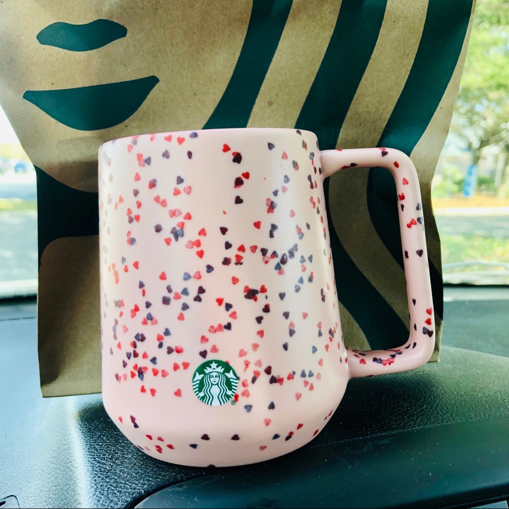 Starbucks 2020 Pink valentines mug. New.